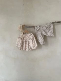 Floral Ruffle Blouse | 2 Colors -Mini Moments Shop 1D22327D C562 445E A841 E90A57D2549B