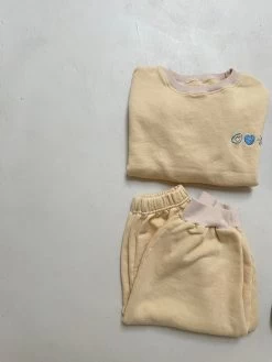 Colorblock Happy Sweat Set | Yellow -Mini Moments Shop 9FD8628B FD86 4FB6 8A1A 86B08582EA23