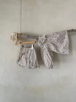 Floral Ruffle Blouse | 2 Colors -Mini Moments Shop F4CBF646 0950 4761 8707 F1E8905B65E5