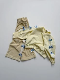 Ribbon Bow Sweatshirt | Yellow