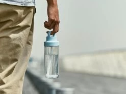 To Go Bottle, Large - Blue -Mini Moments Shop TO GO BOTTLE w pd 004 48f9bde7 d569 4958 9602 1442026cd4d6