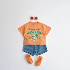 Worry About Nothing Tee | 3 Colors -Mini Moments Shop image f36f2626 3428 4c5a 8217 30748dfbf85d